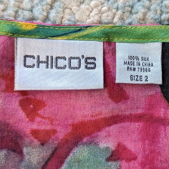 100% Silk Chico's Semi-sheer Floral Blouse - Picture 6 of 10